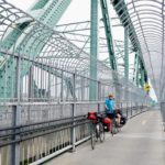 Crossing the Pont Jacques Cartier