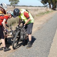 First breakdown on the road with plenty of helpers