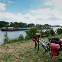 Rhein river traffic
